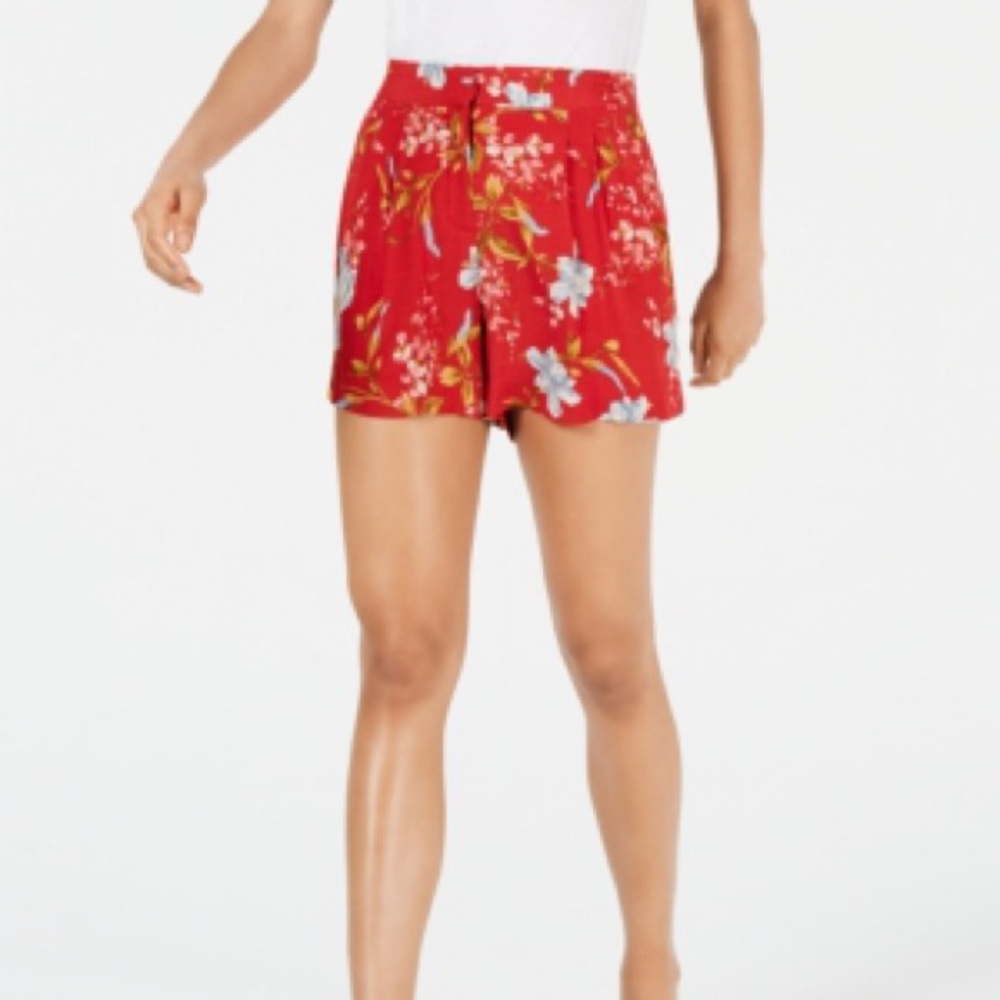Vince Camuto Wildflowers Casual Walking Shorts